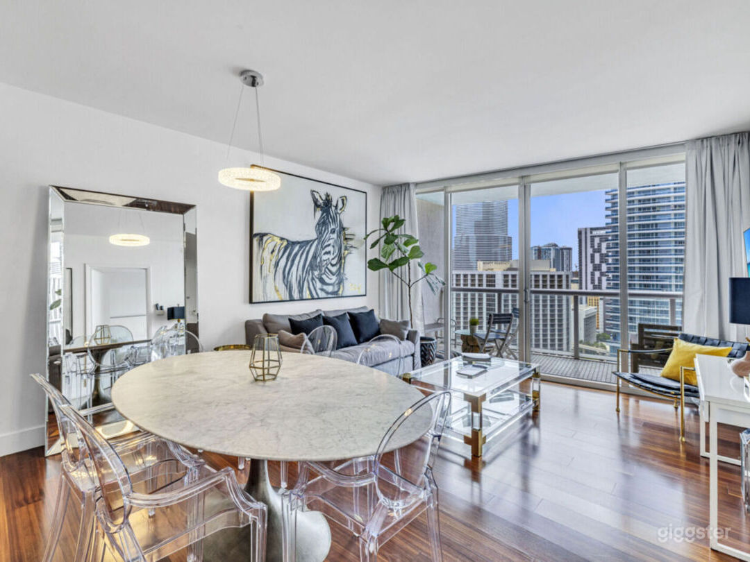 Ultra-Sleek Oceanfront Penthouse with Panoramic Views | Rent this ...