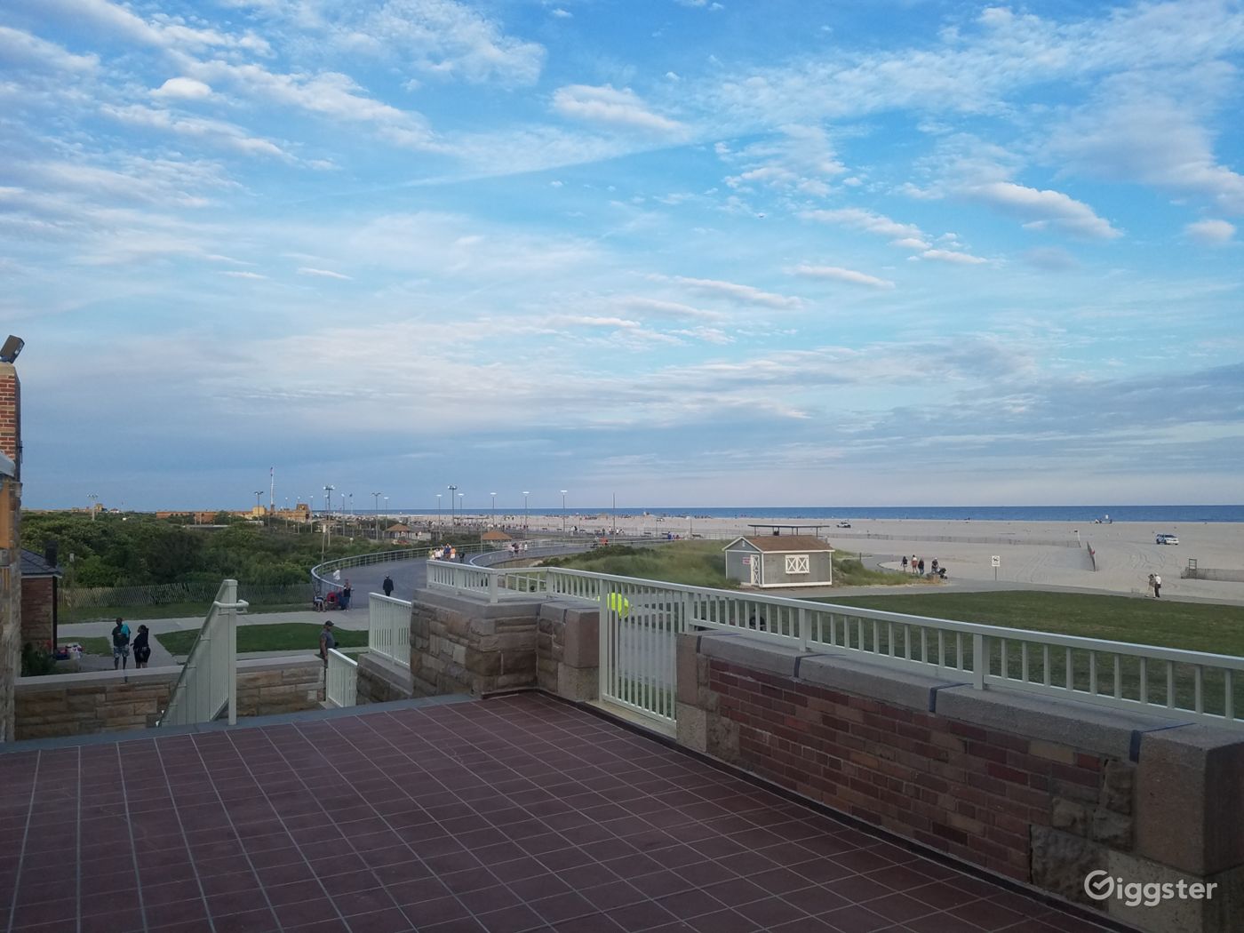 Jones Beach, NY Landmark West Bathhouse Rent this location on Giggster