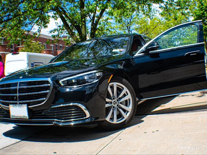 MERCEDES BENZ S500 CAR! LUXURY VEHICLE! Rent this location on Giggster