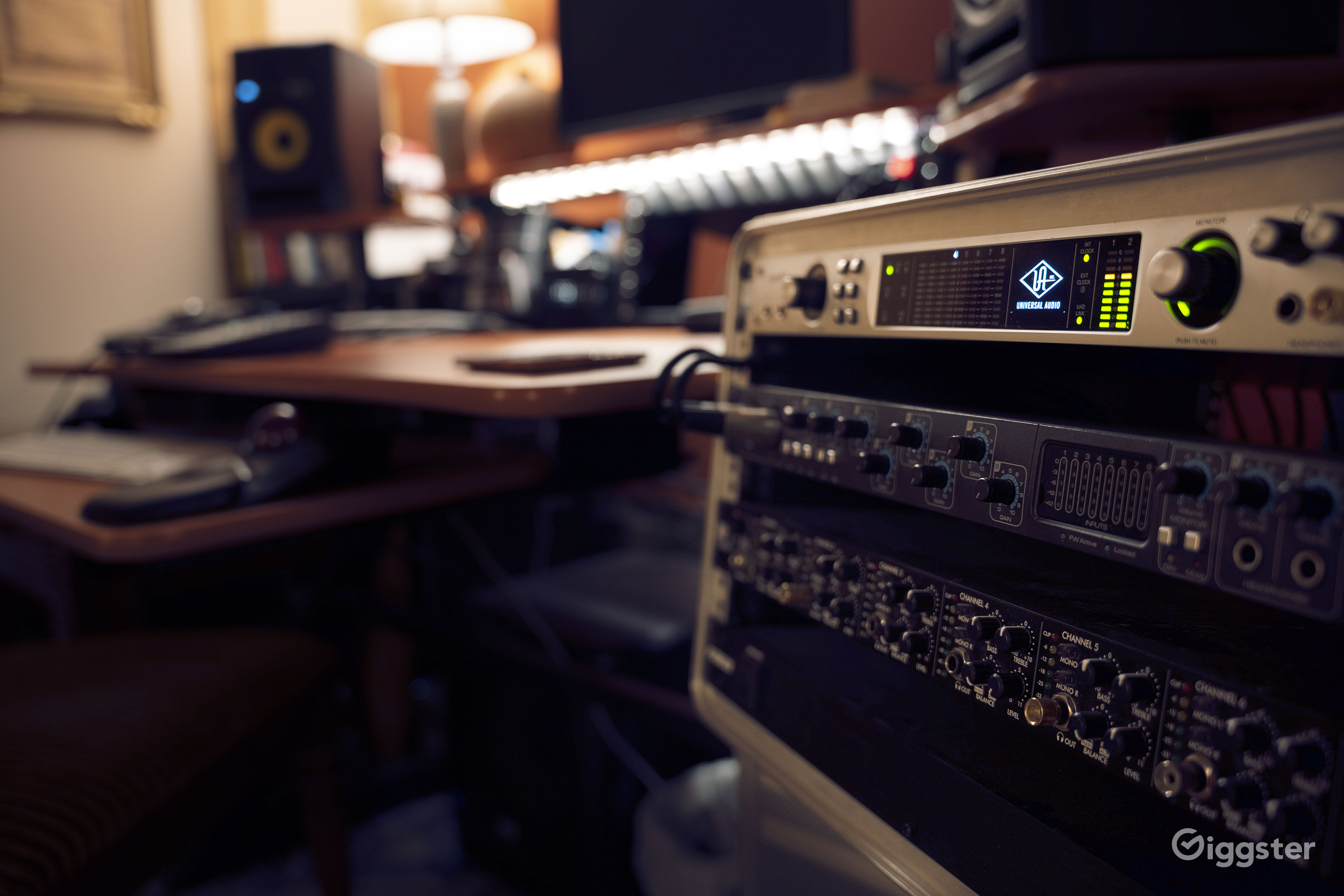 Empty Recording Studio Space For Rent Los Angeles - nj4cpl6