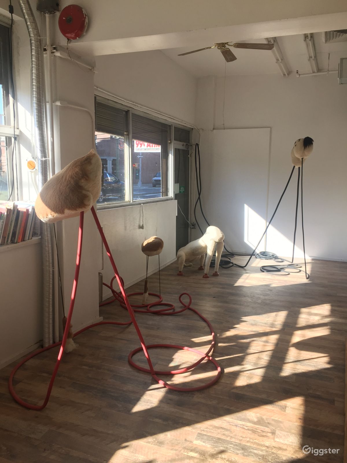 Artist Studio Rent this location on Giggster