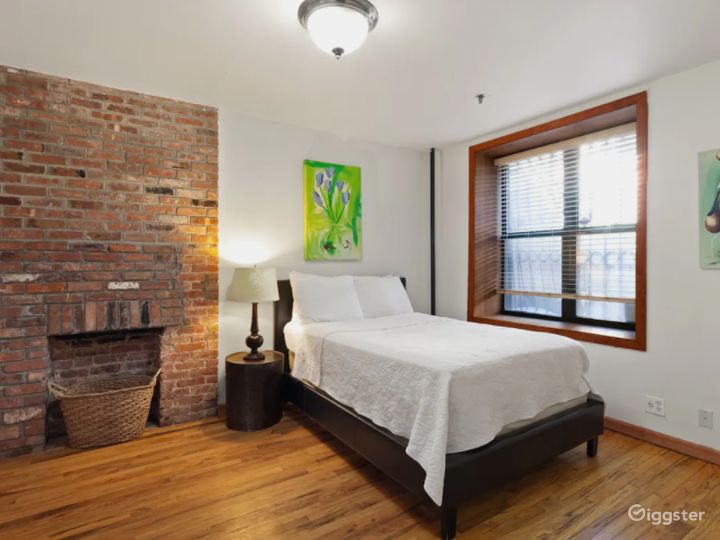 Luxury 2 Bedroom 2 Bath Townhouse in Manhattan Photo 5