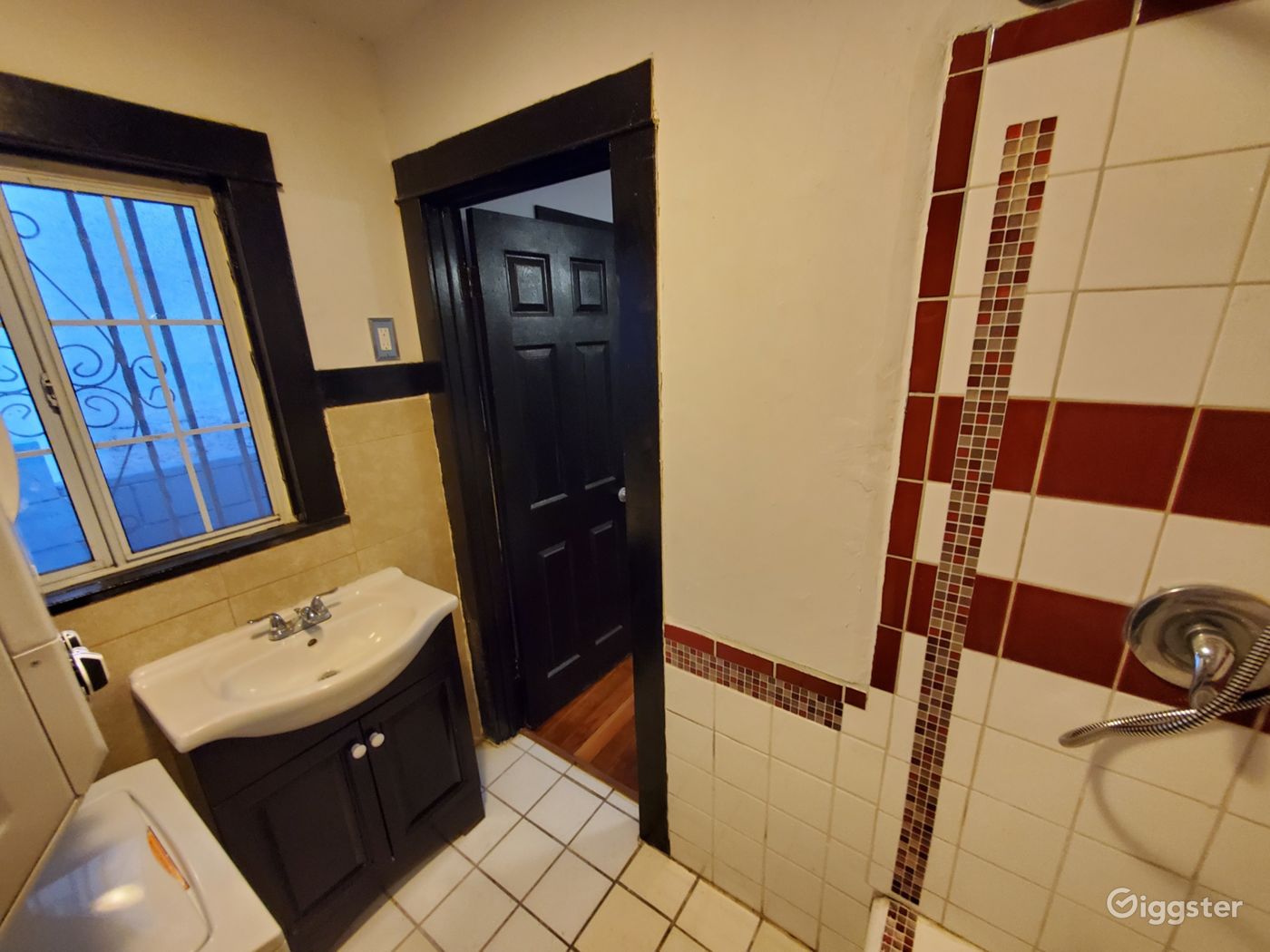 Private Apartment in Boyle Heights Rent this location on Giggster