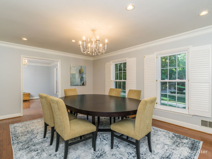 Expansive Ranch, East Cobb Marietta Rent this location on Giggster