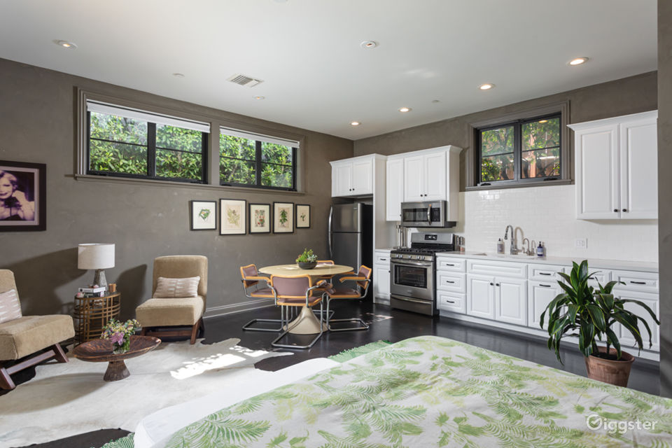 Runyon Canyon Botanical Oasis Villa Rent this location on Giggster