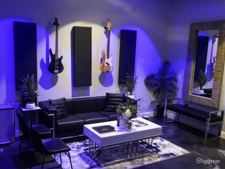 Professional Recording Studio Rent this location on Giggster