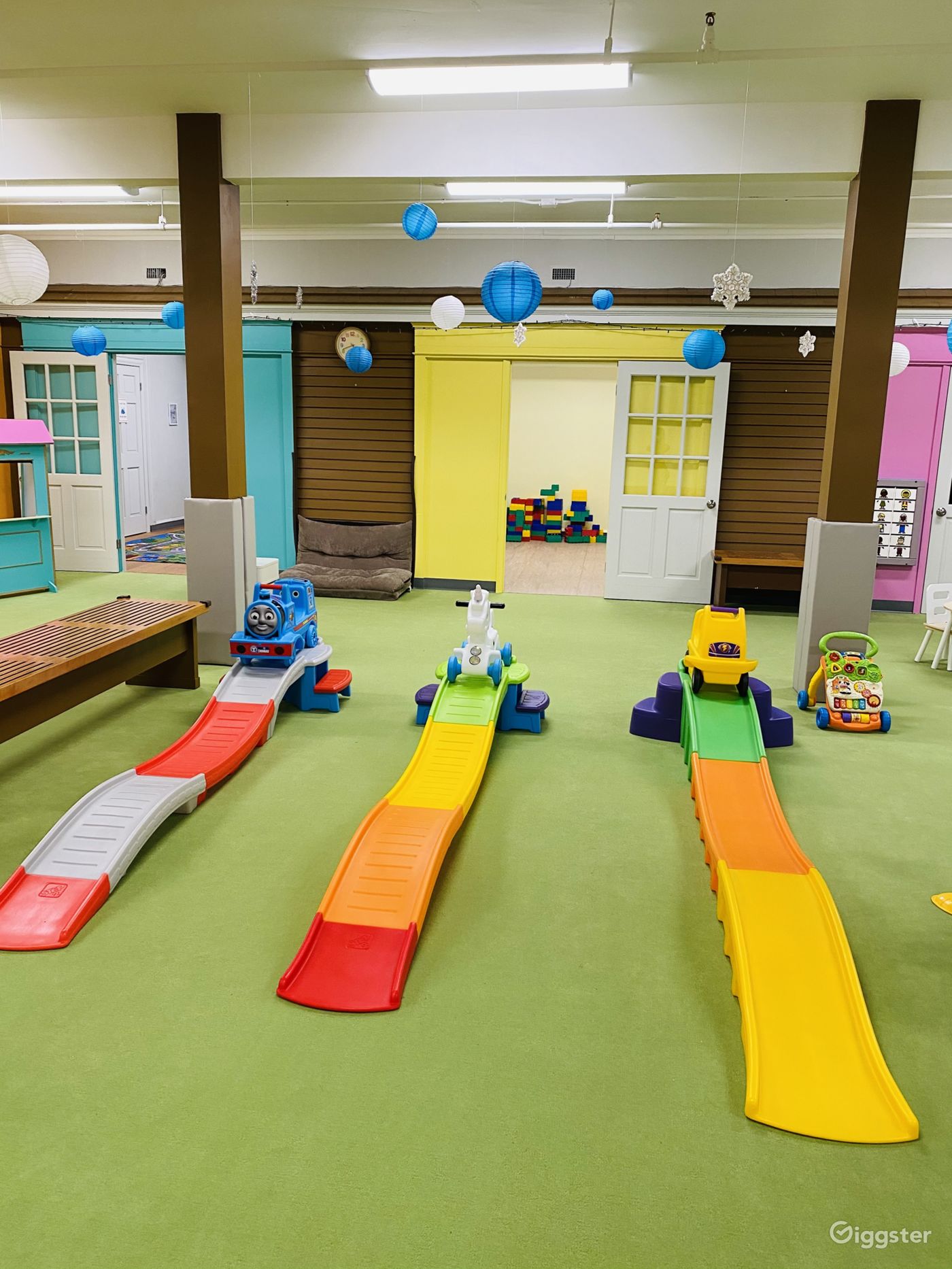Children's Play and Learn Center in Forest Hills Rent this location on Giggster