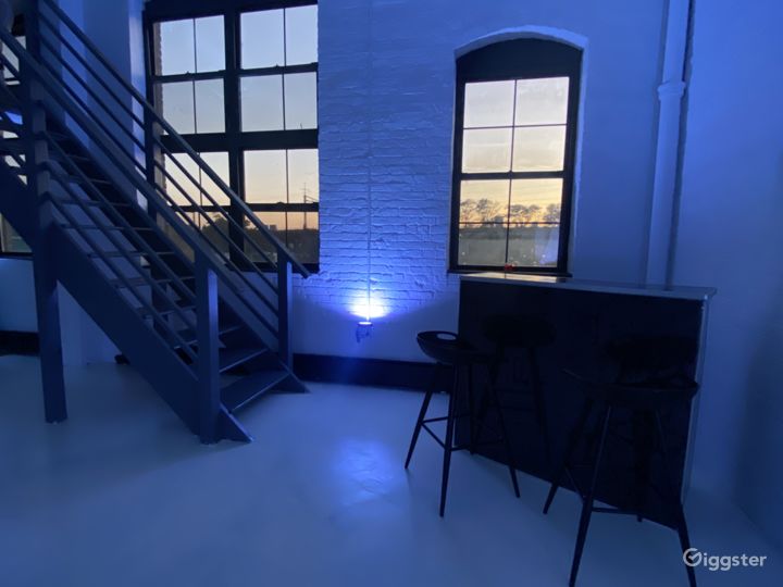 Beautiful loft in the heart of Astoria NY Photo 5