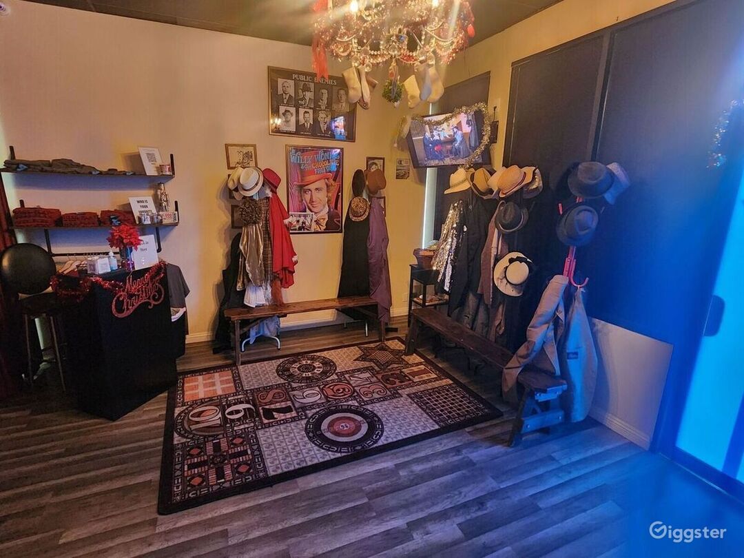 Prohibition Ransom w/ a Bar Room and Cellar Photo 2