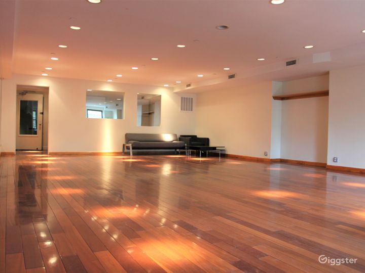 LES Dance/Rehearsal Studio with Natural Light Rent this location on