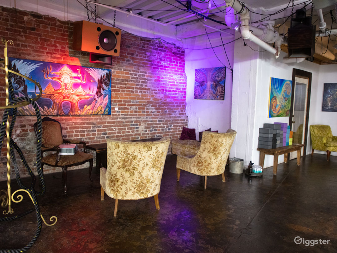 Seating area with vintage furniture. 