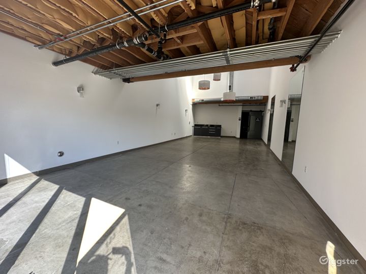 Modern Warehouse Glendale Rent this location on Giggster