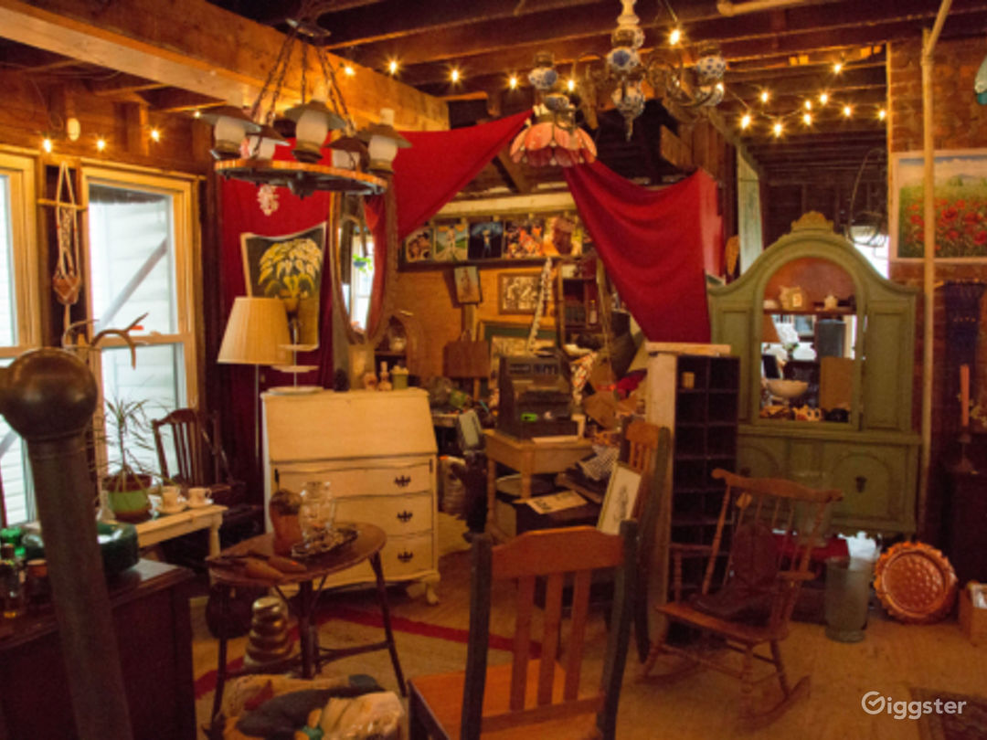 Vintage Home Store Rent this location on Giggster