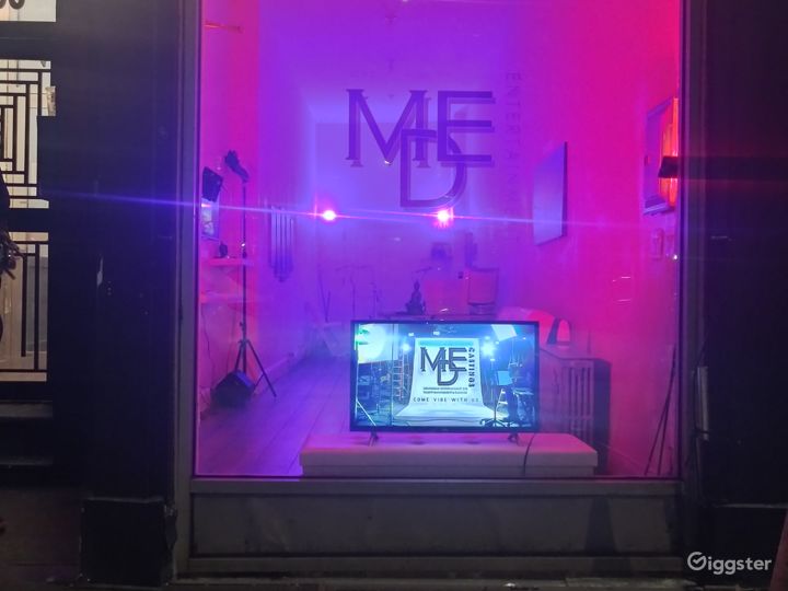 ENTERTAINMENT OFFICE SPACE Rent this location on Giggster