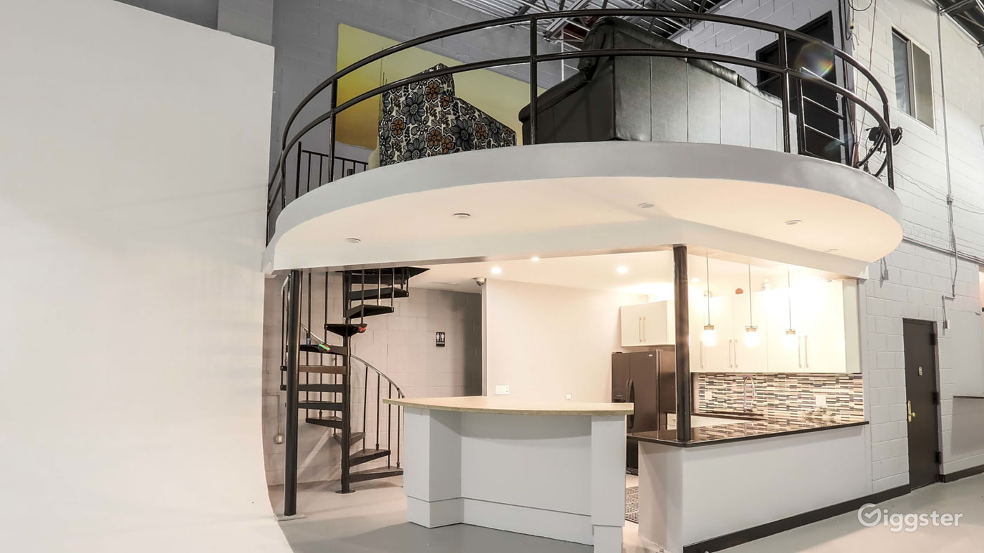 Remarkable and Famous Studio in New York Rent this location on Giggster