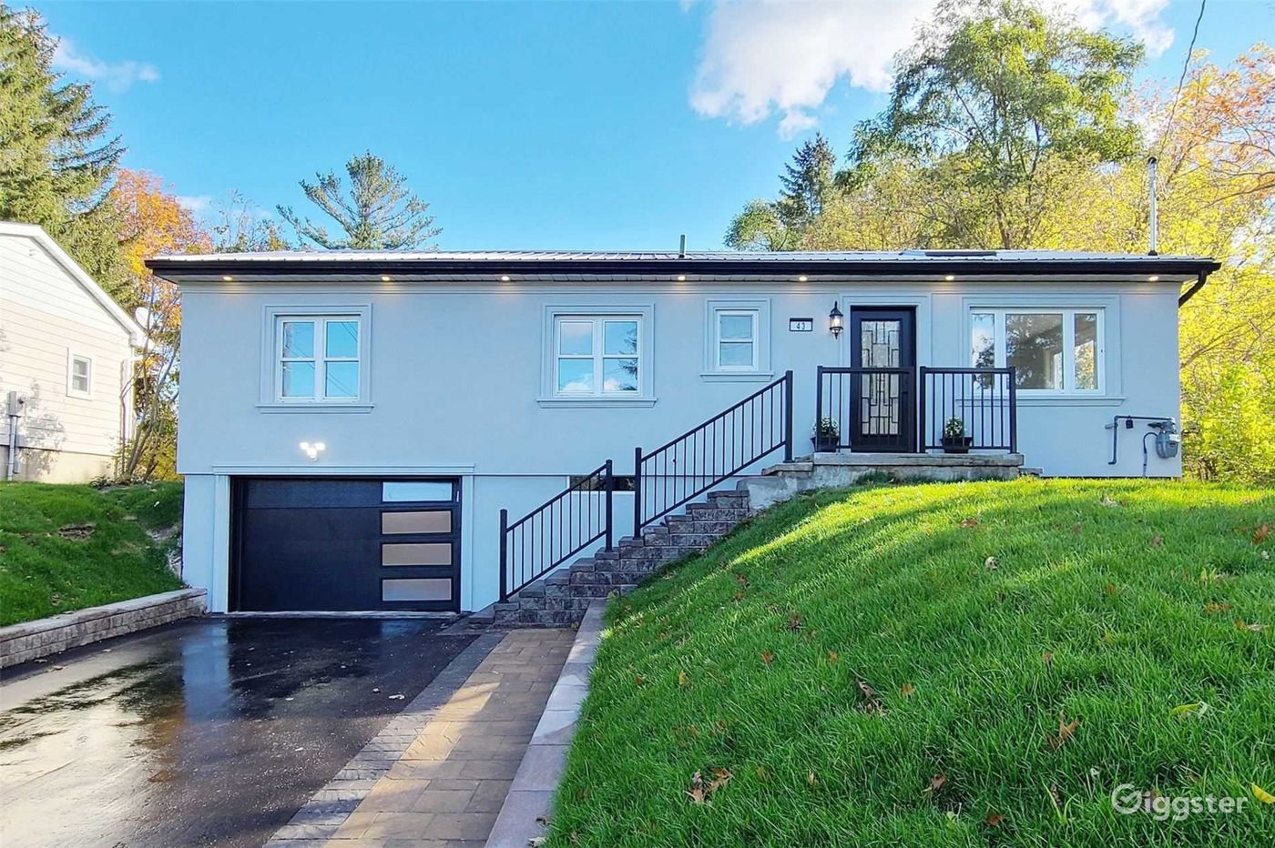 East Gwillimbury Stunning Home Rent this location on Giggster