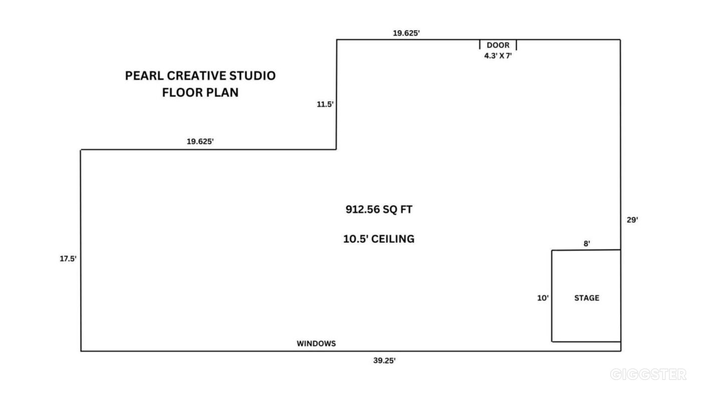 Bohemian Brooklyn Studio in Heart of Greenpoint Rent this location on