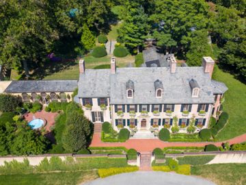 Historic Estate and Exquisite Gardens in Lancaster | Rent this location
