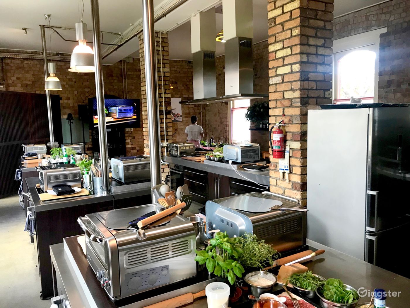 Filming friendly Kitchen Space Rent this location on Giggster