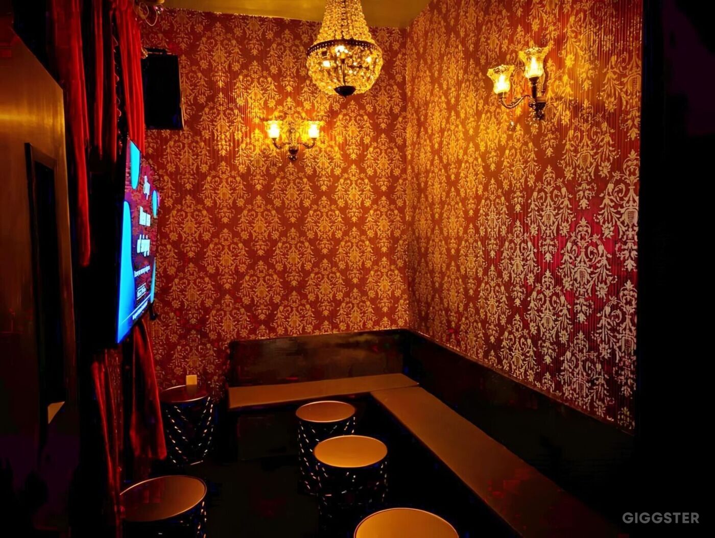 10 Best Karaoke Bars For Rent By The Hour Near Me | Peerspace