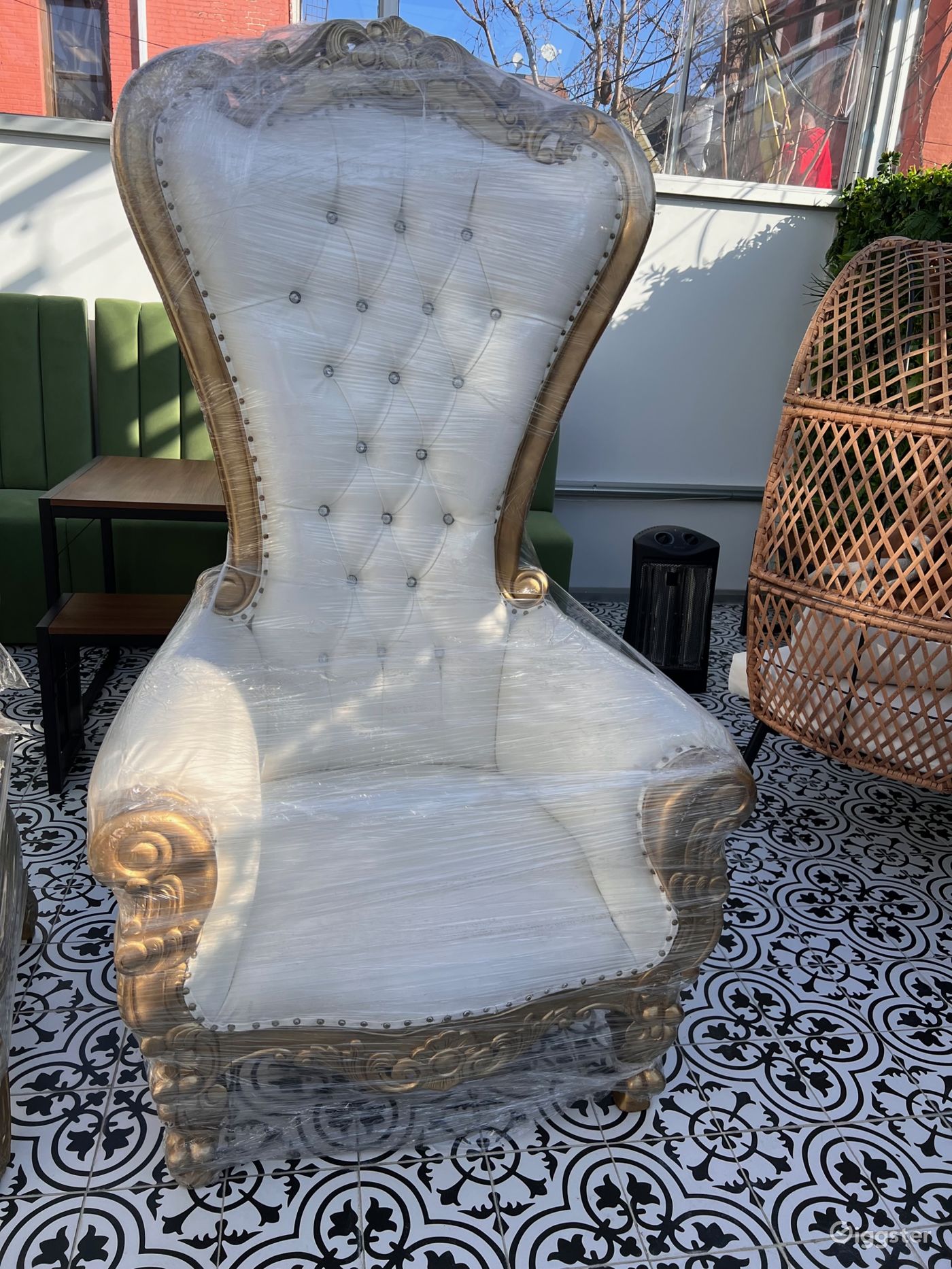 Luxury High Glass Ceiling Venue Rent this location on Giggster