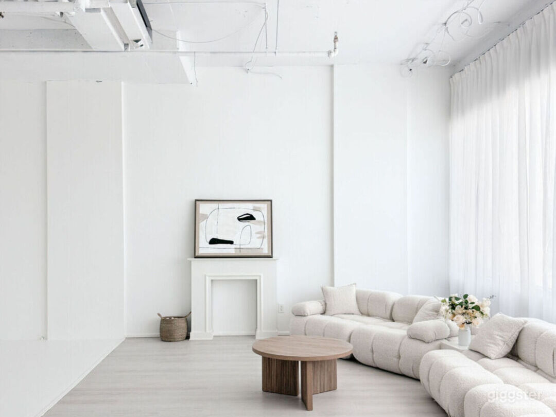 Multi Use Creative Studio Bright Multi-Purpose Creative Studio with Cyc Wall + Parking | Rent ...
