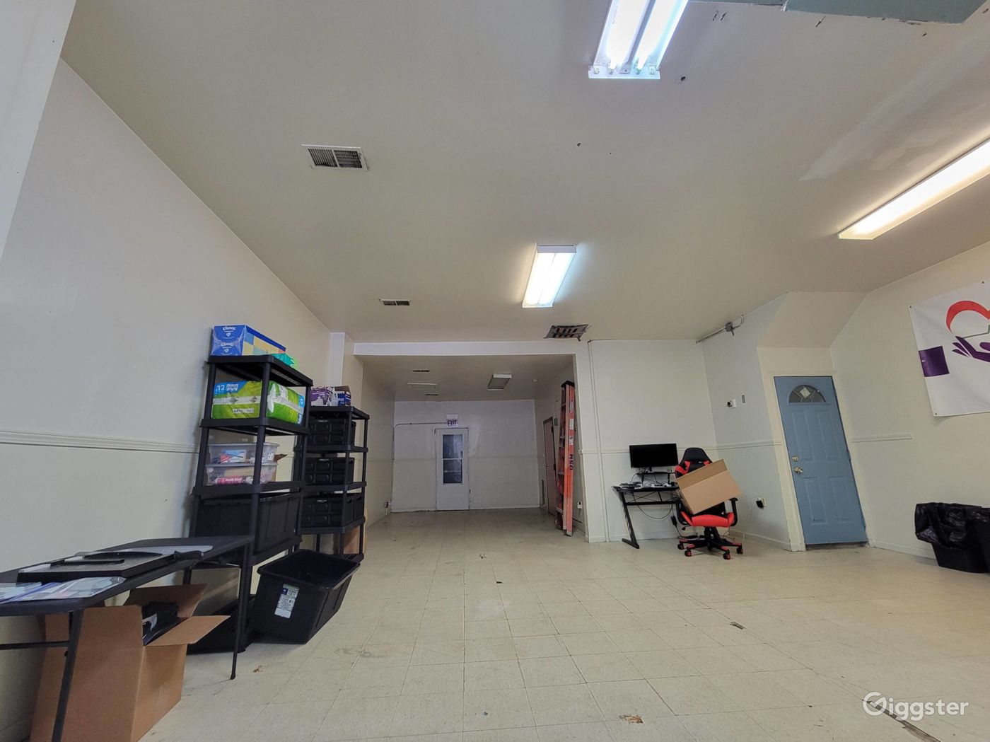 Creative Commercial Space at Heart of Pilsen Rent this location on