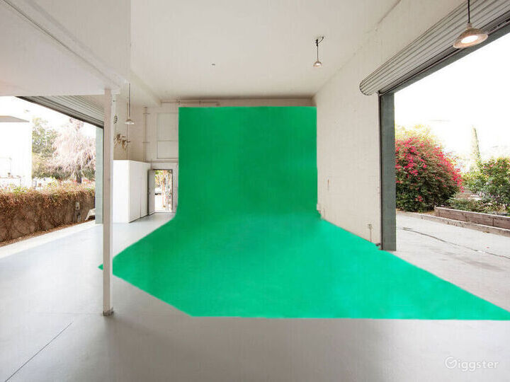 Studio West Rent this location on Giggster