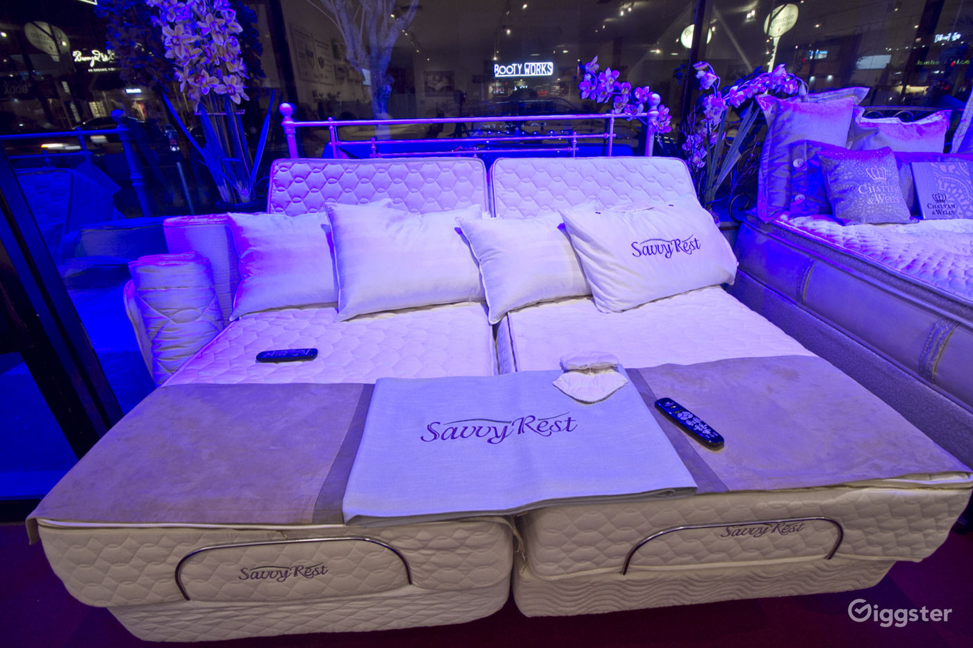 Mattress Store in Studio City, CA Showroom Rent this location on Giggster