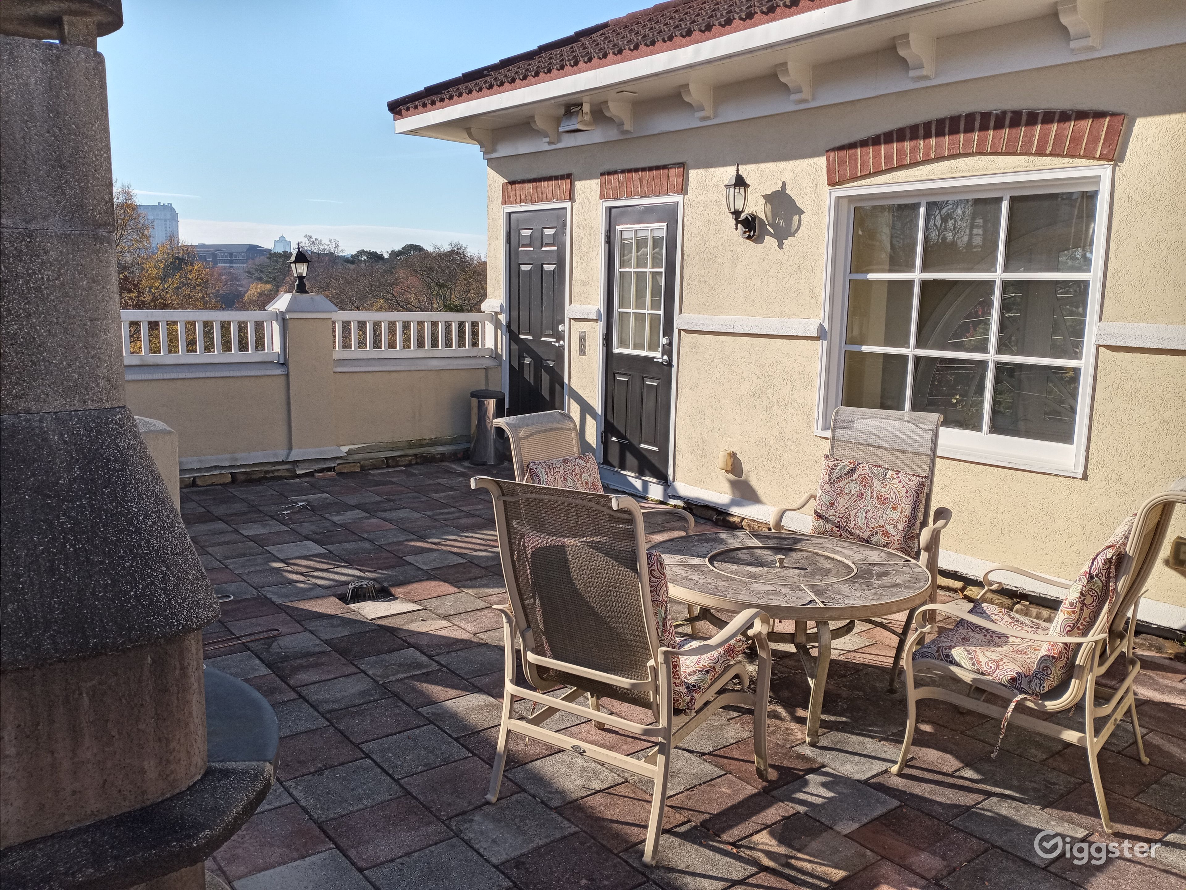 Luxury Buckhead Townhome Rent this location on Giggster