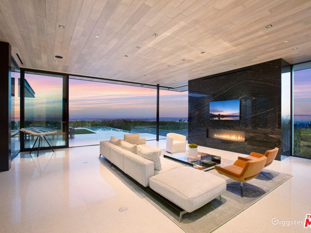 A Beverly Hills Masterpiece Photo 3