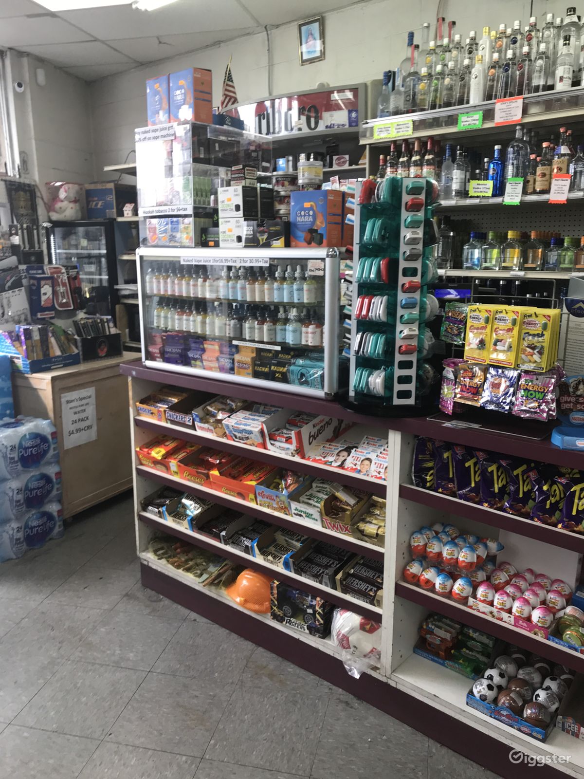 Liquor Store/Market Rent this location on Giggster