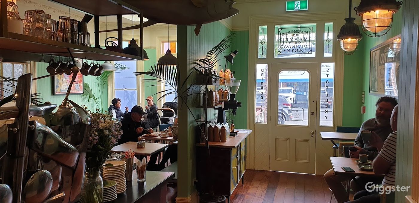 Atmospheric and Cozy Coffee Shop Rent this location on Giggster