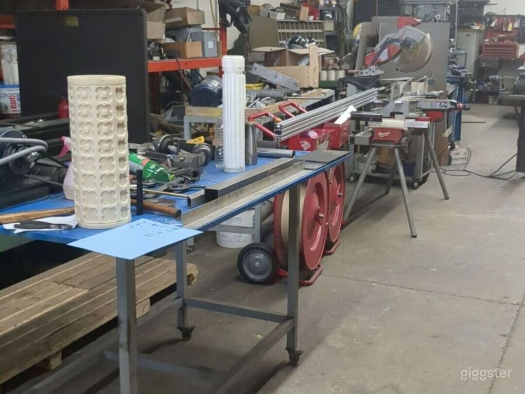Versatile Industrial Machine Shop Rent this location on Giggster