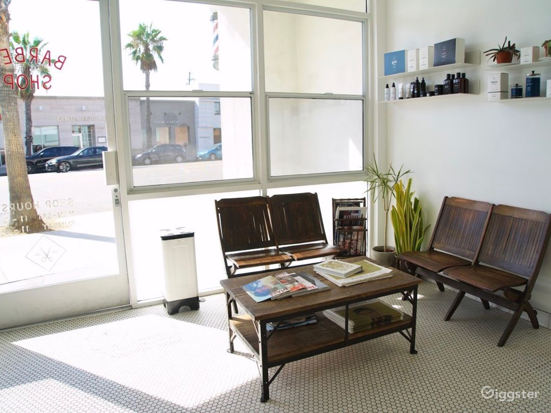 Culver City Barbershop/Bar speakeasy Photo 2