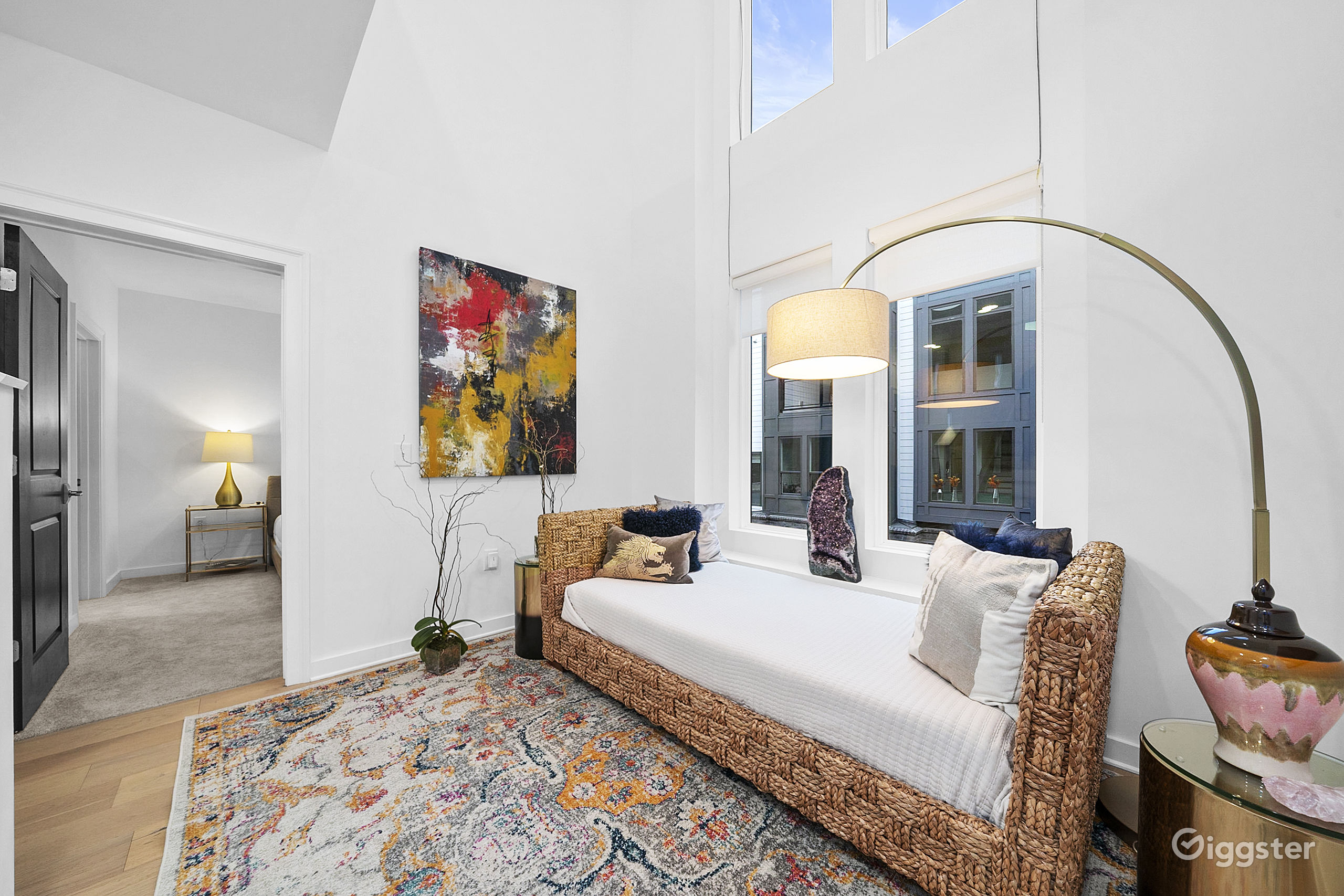 Luxury in Grant Park Rent this location on Giggster