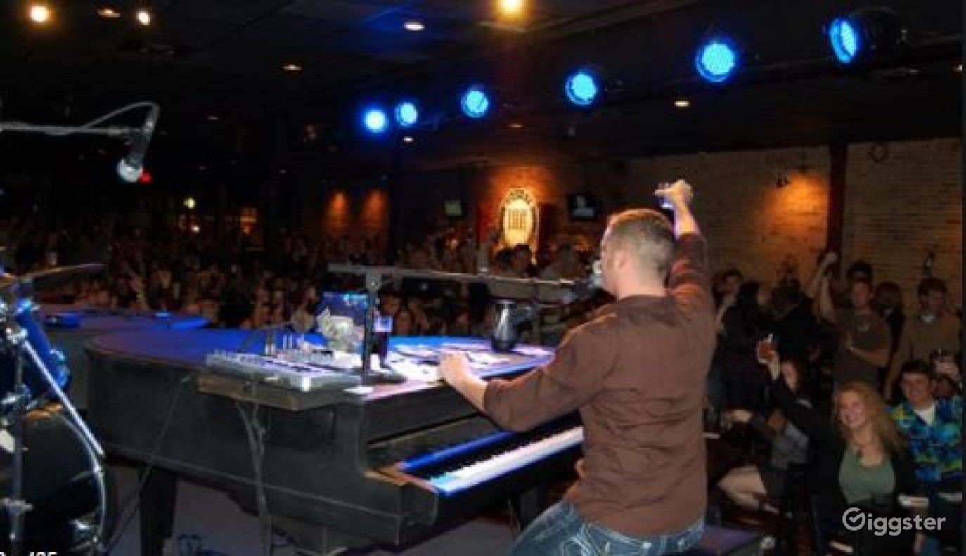 An Exceptional Bar in Indianapolis Rent this location on Giggster