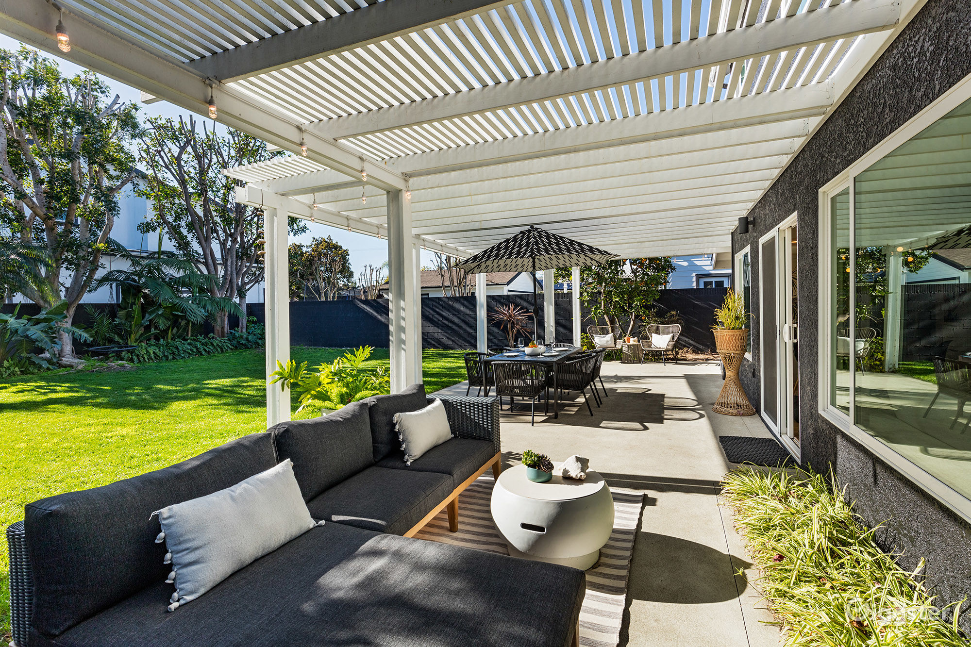 Beachy, Bright Family Home, Eastside Costa Mesa Rent this location on