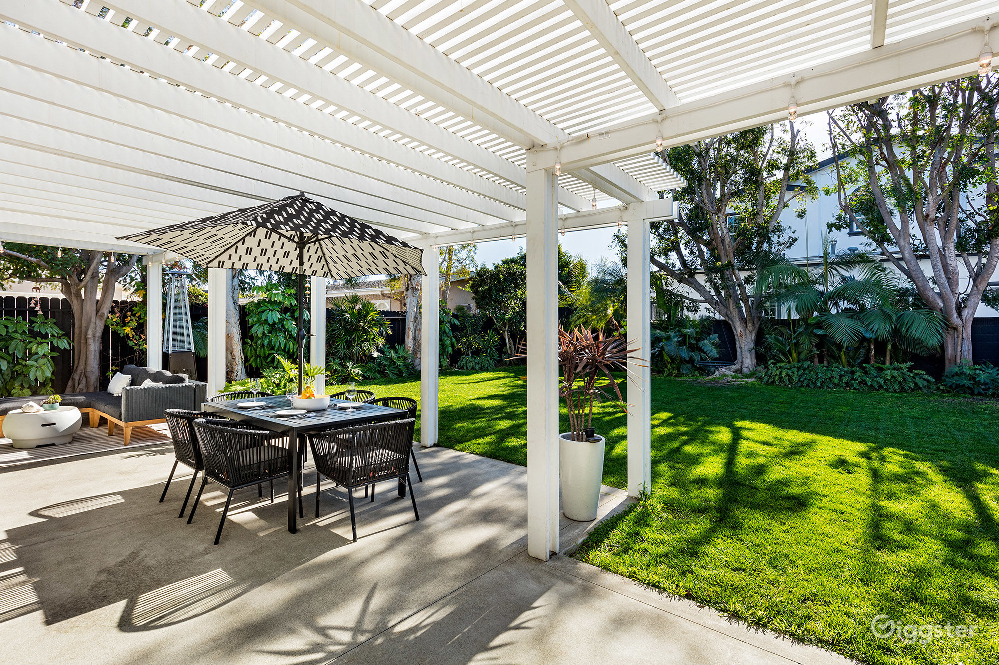 Beachy, Bright Family Home, Eastside Costa Mesa Rent this location on