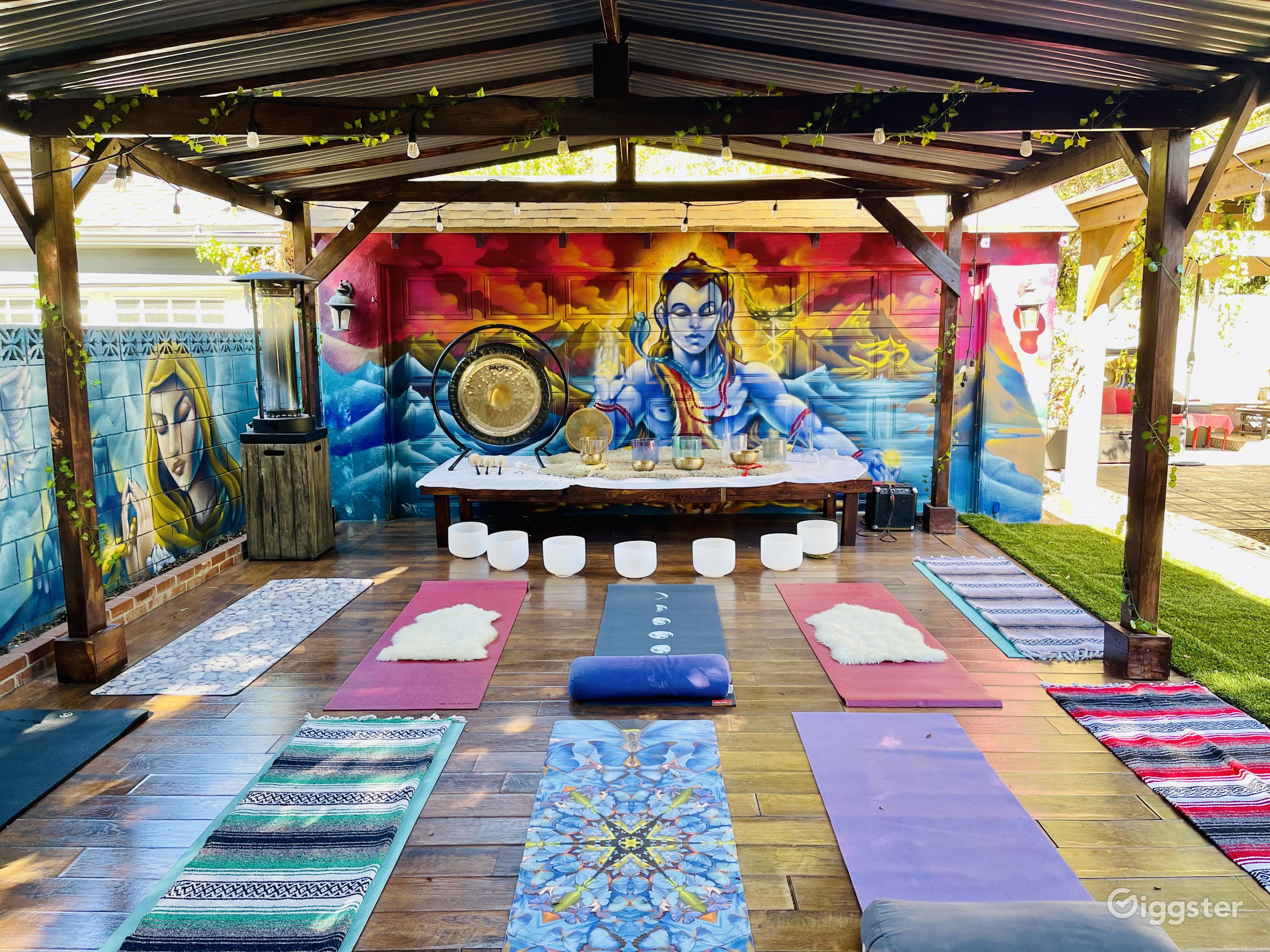 Outdoor Zen Venue In Beverly Hills Rent this location on Giggster