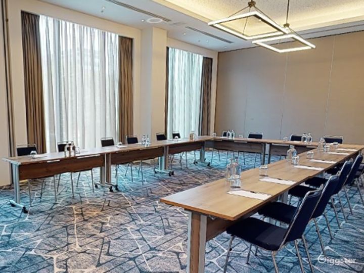 Eddington & Foster Room Rent this location on Giggster