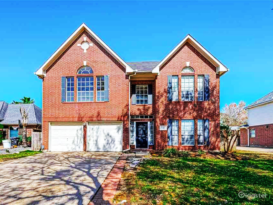American Colonial Home in the heart of Katy, Texas Rent this location