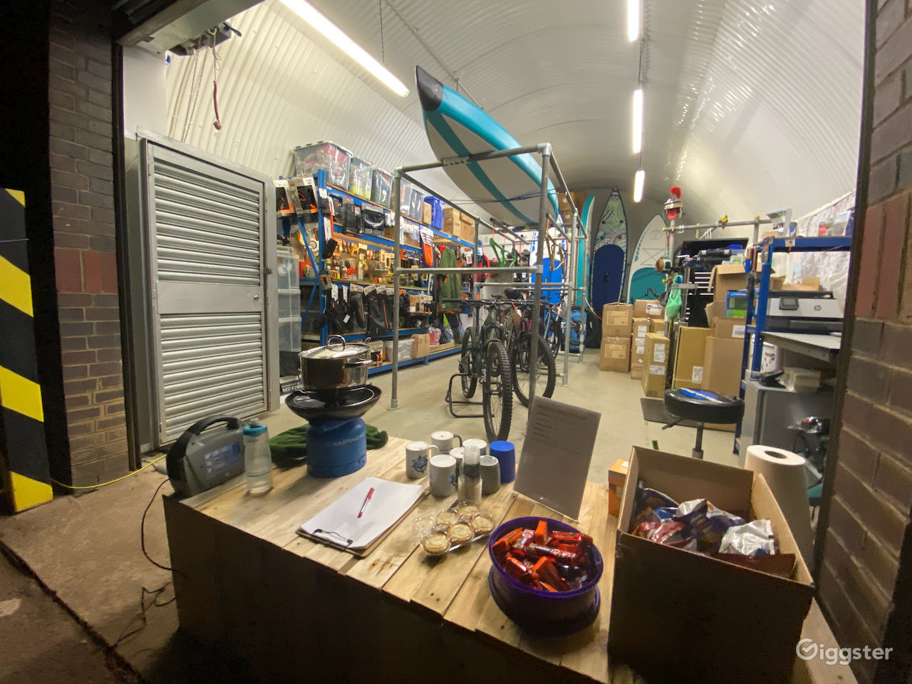 Outdoor Equipment shop in a Victorian Railway Arch Rent this location