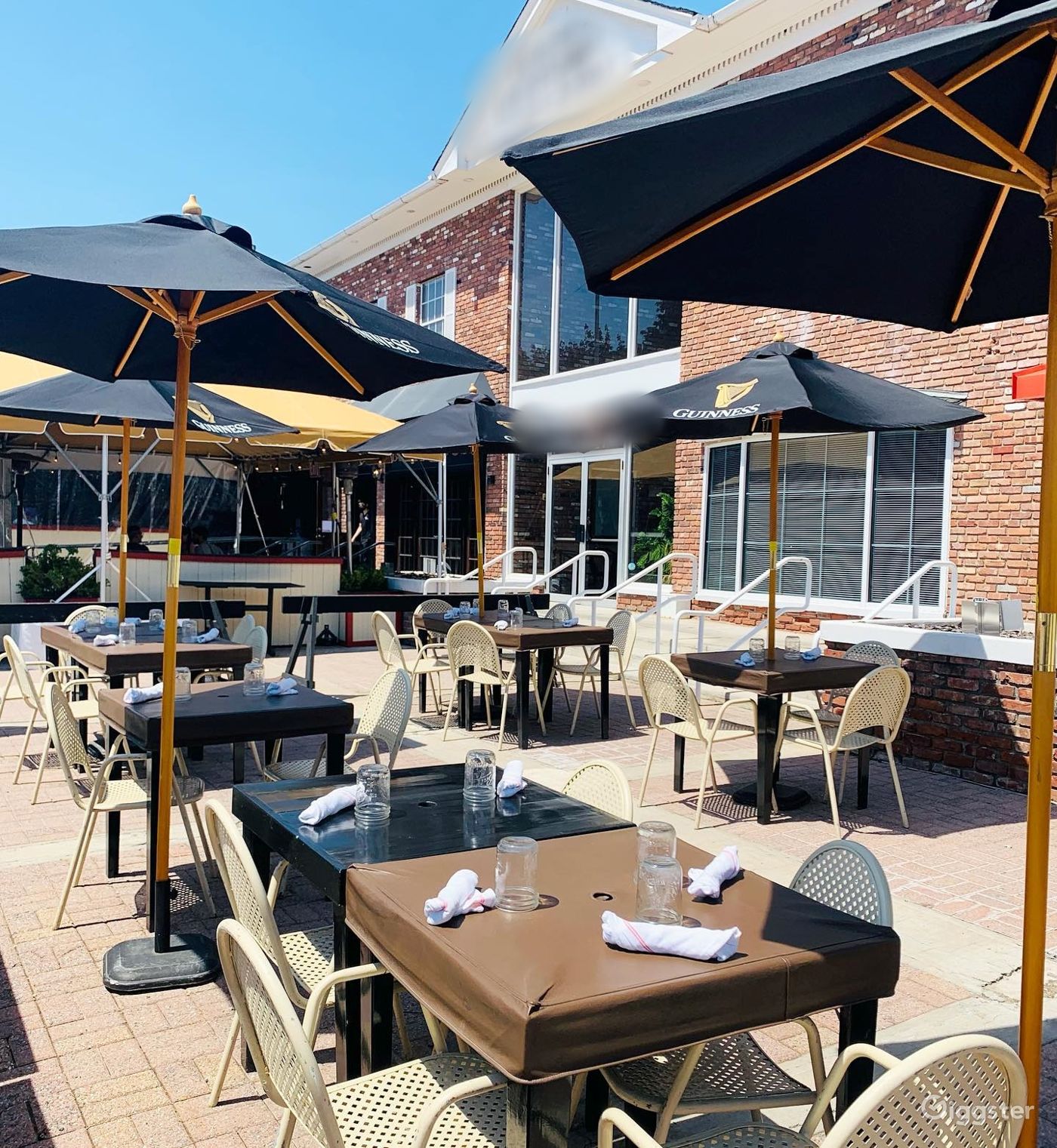 LaidBack, Airy Outdoor Event Space Rent this location on Giggster