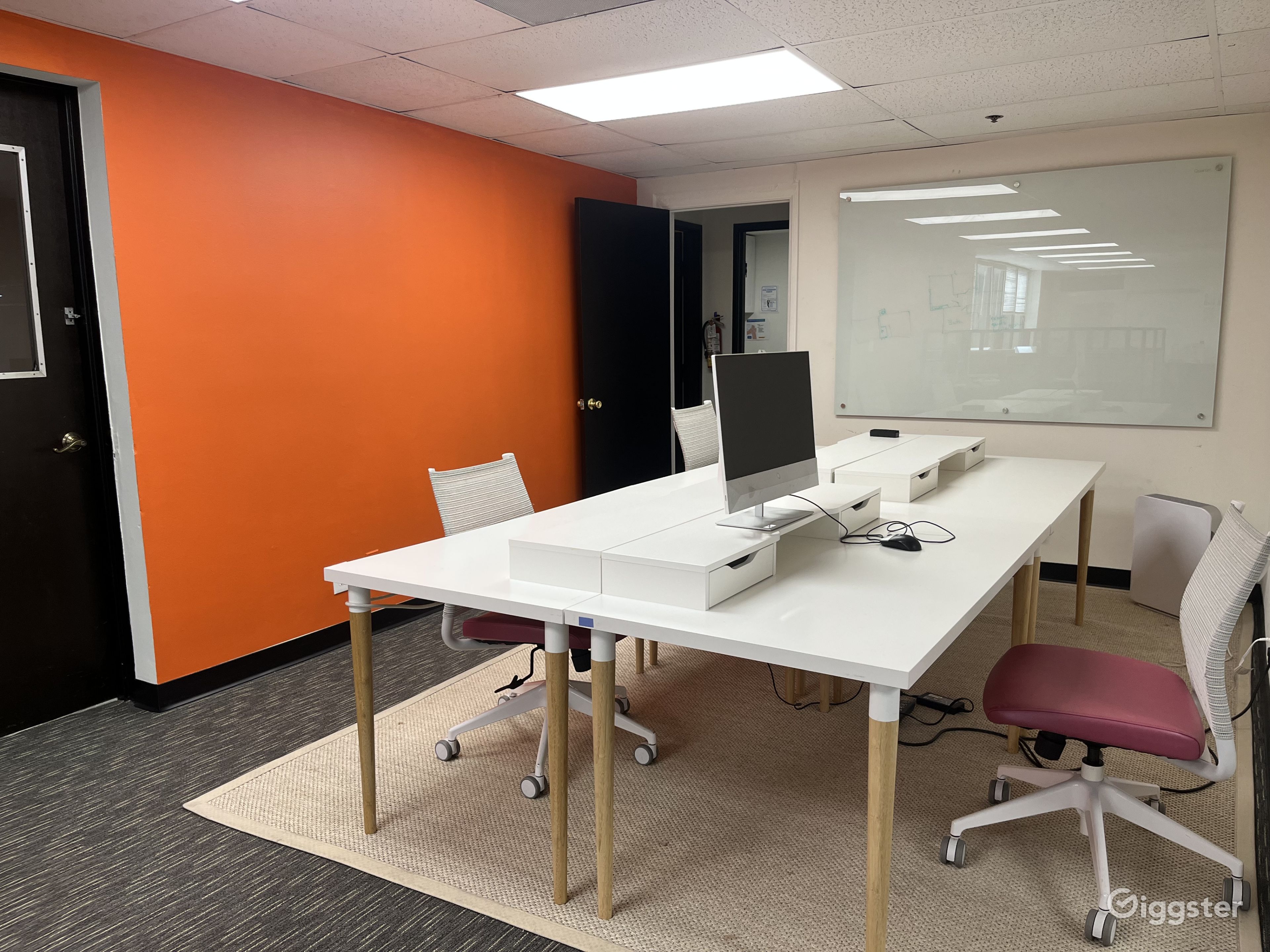 Dynamic fun office Space Rent this location on Giggster