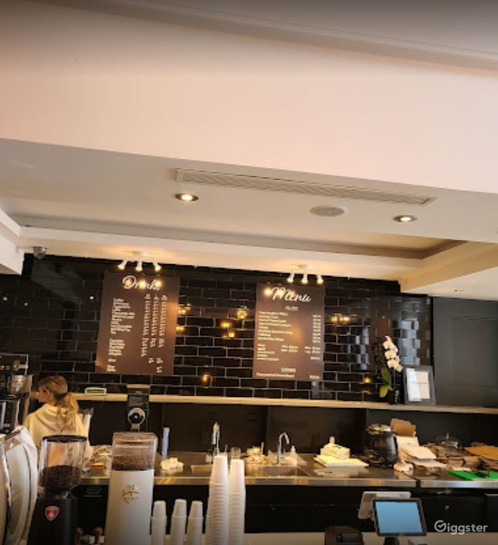 Captivating Coffee Shop for Buyout in Oakville, ON Rent this location