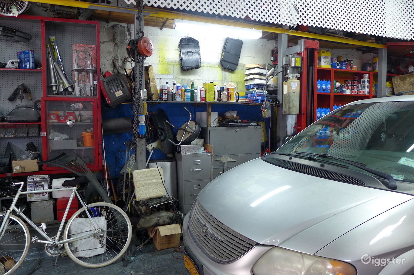 Brooklyn Auto Repair Garage Rent this location on Giggster