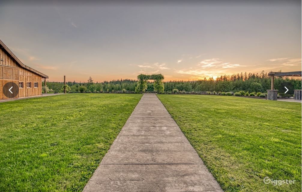 10 acres Lavander Farm in Tenino Rent this location on Giggster