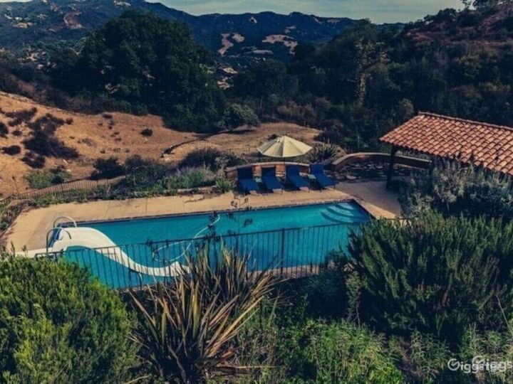 Inviting Large Pool in Spanish Topanga Rent this location on Giggster