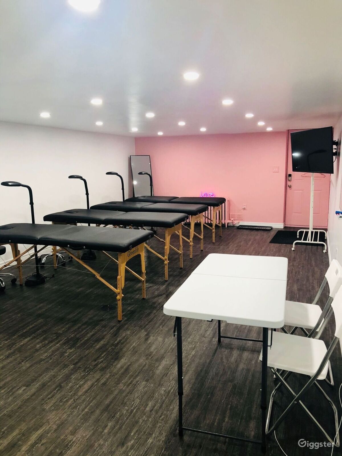 Open Concept Training & Event Space Rent this location on Giggster